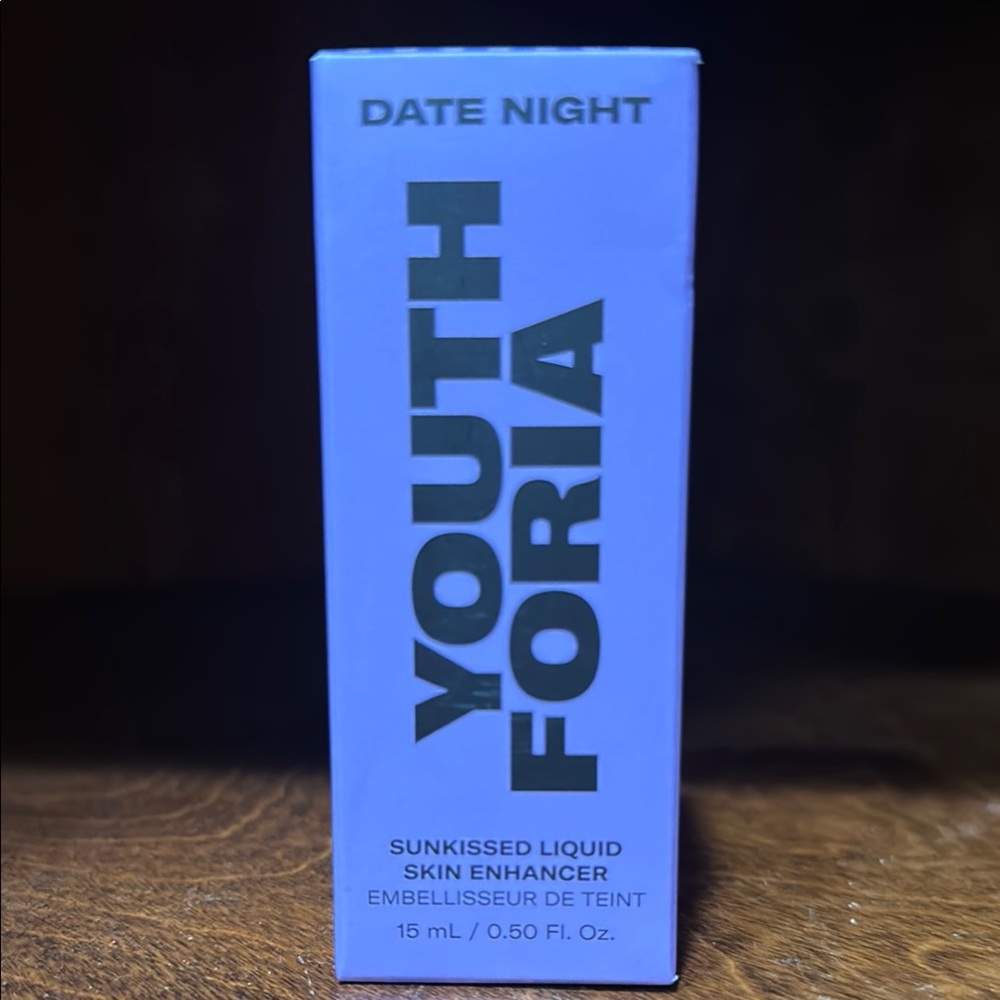 Purple and Green Makeup Contour Bronzer